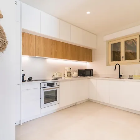 Vibe D - Heated Pool Option - Mg * Plintri